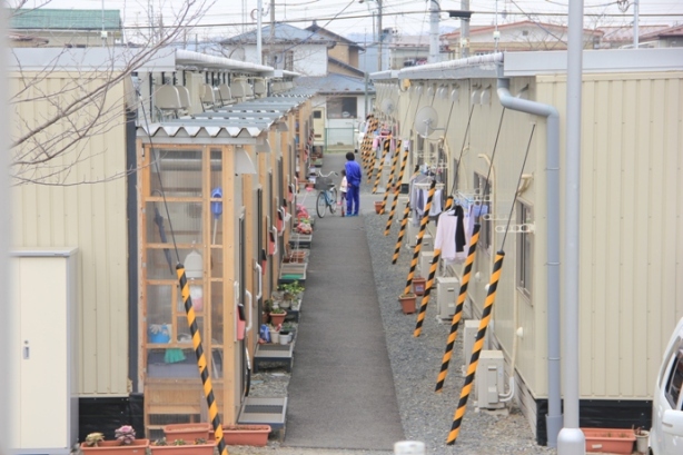 Perumahan sementara di kota Higashimatsushima (Foto 24 maret 2013)